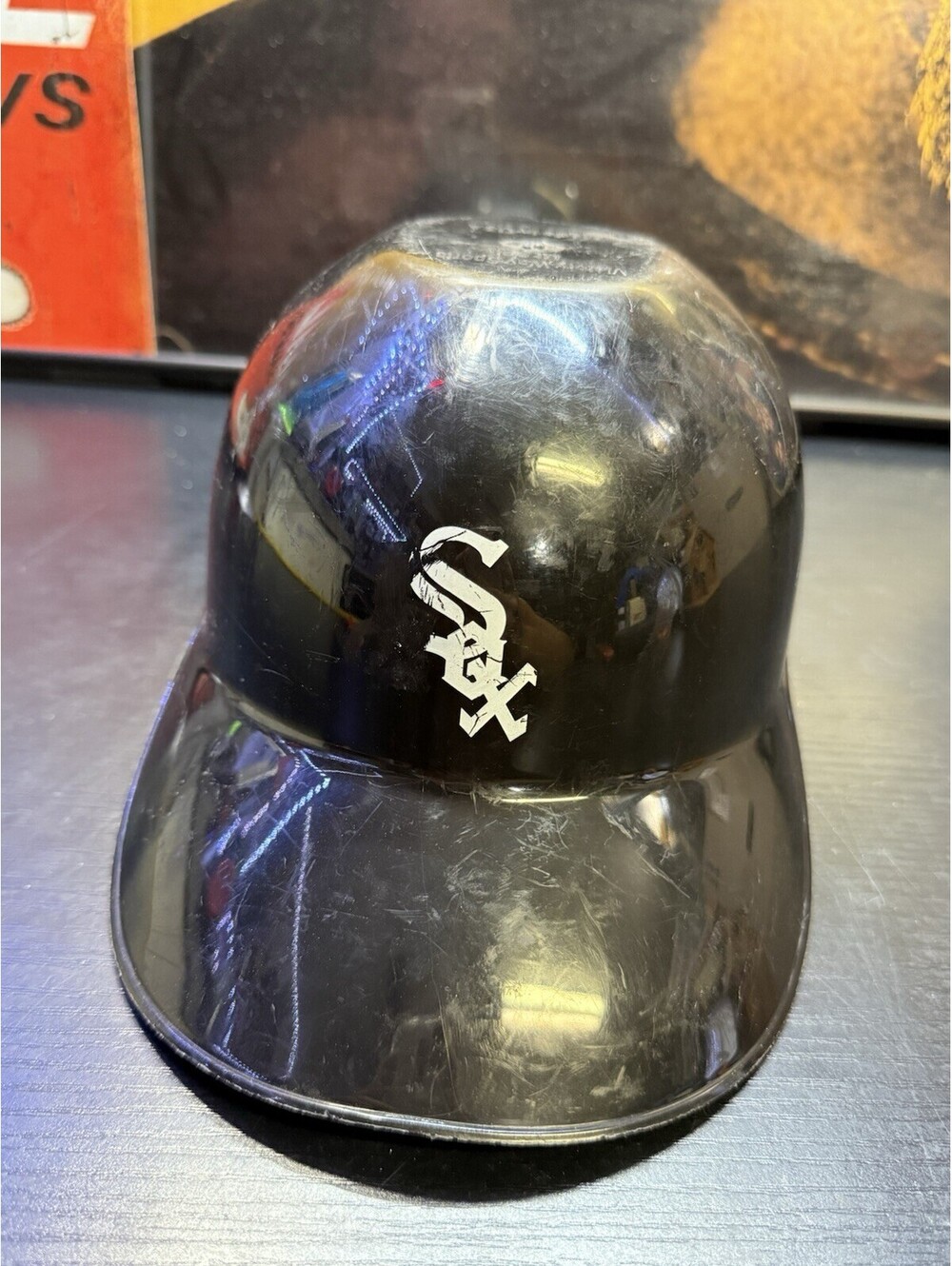 Vintage Chicago White Sox Souvenir Plastic Adjustable Batting Helmet Baseball